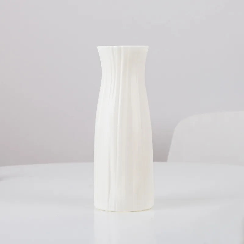 Minimalist Solid Color Plastic Pot